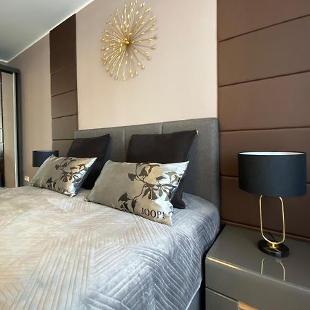 Luxus Apartment With Balcony Dortmund Exterior photo